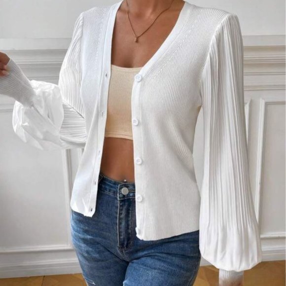 White Pleated Sleeve Button Front Ribbed Knit Cardigan - Picture 4 of 6